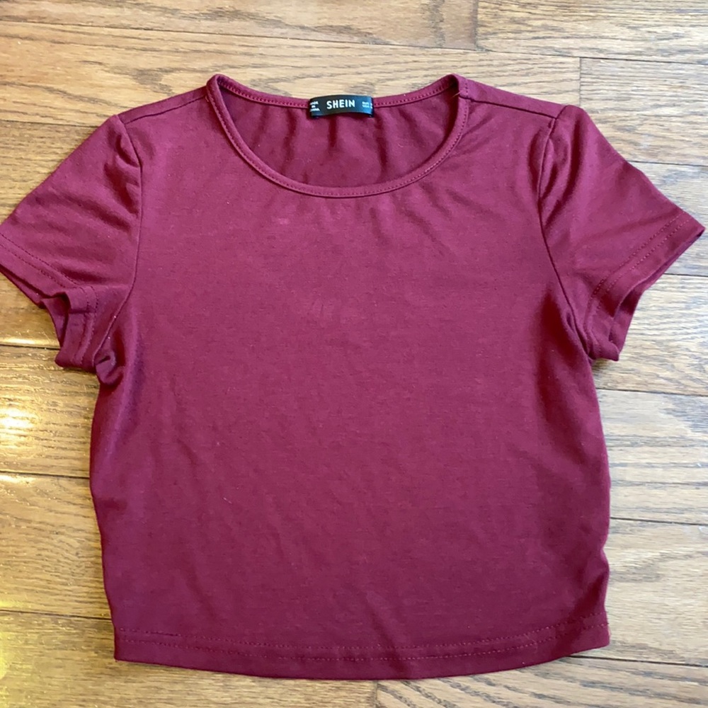 Maroon crop shirt